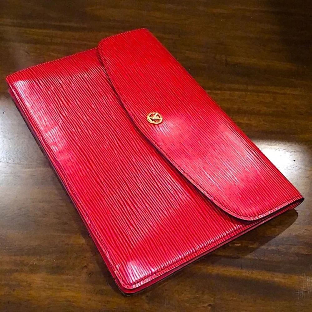 LOUIS VUITTON Red Epi Leather Clutch Crossbody and Shoulder Bag GM size